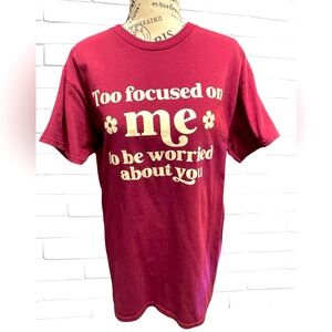 🔥”Too Focused On Me” graphic tee 🔥